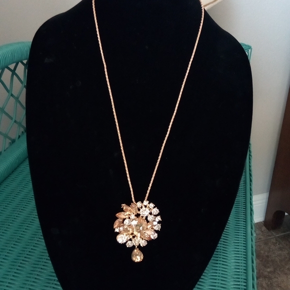 🆕 Champagne Rhinestone Necklace - Picture 5 of 7
